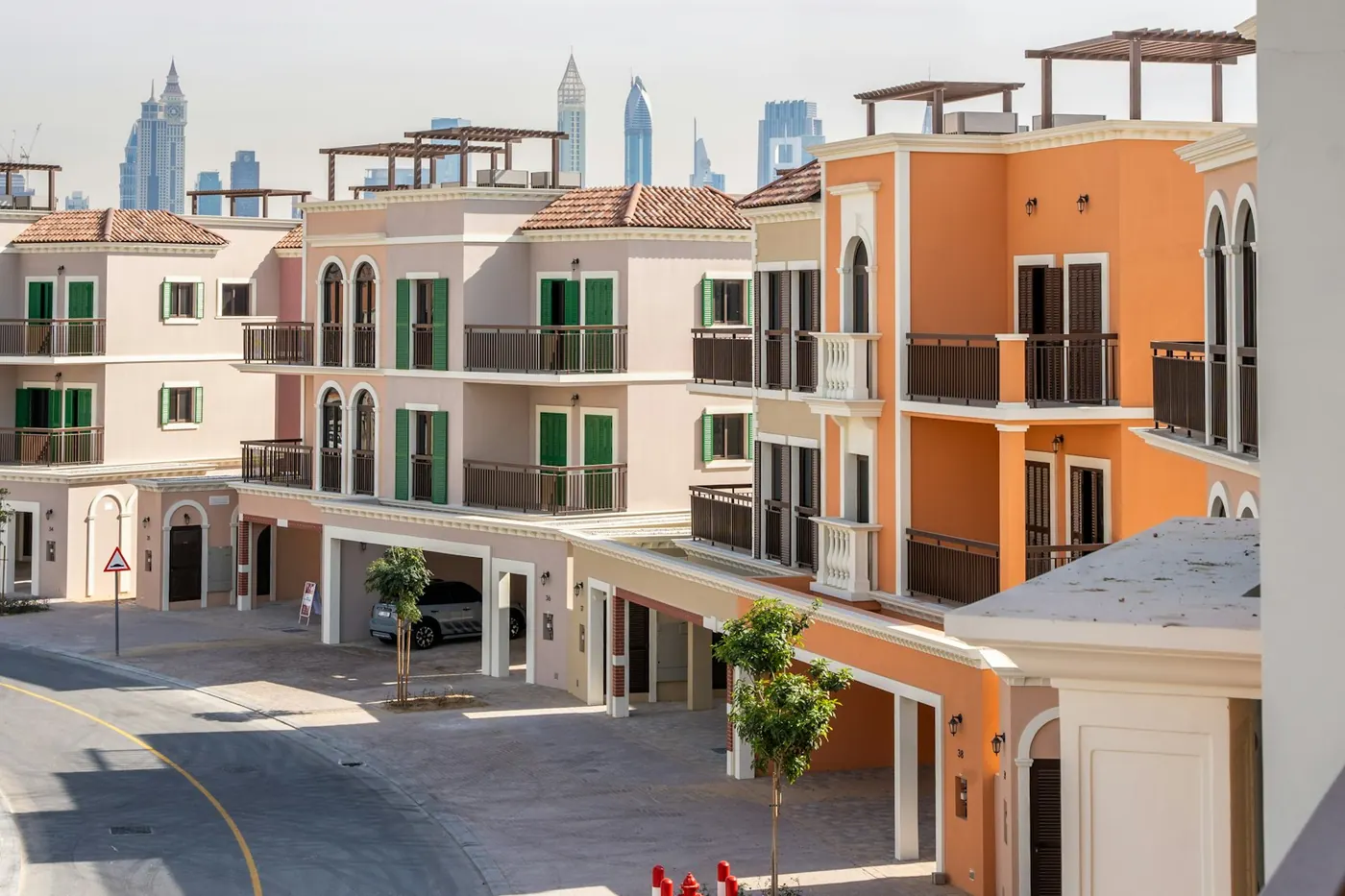 Dubai freehold townhouses community, one of the freehold areas in Dubai for foreigners